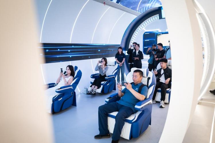 "奇妙工厂"2025苏州工业园区网络文化采风活动圆满举行